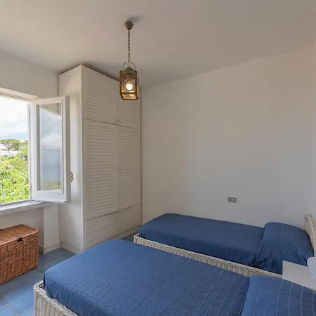 Li Campi Center * Ανακάπρι